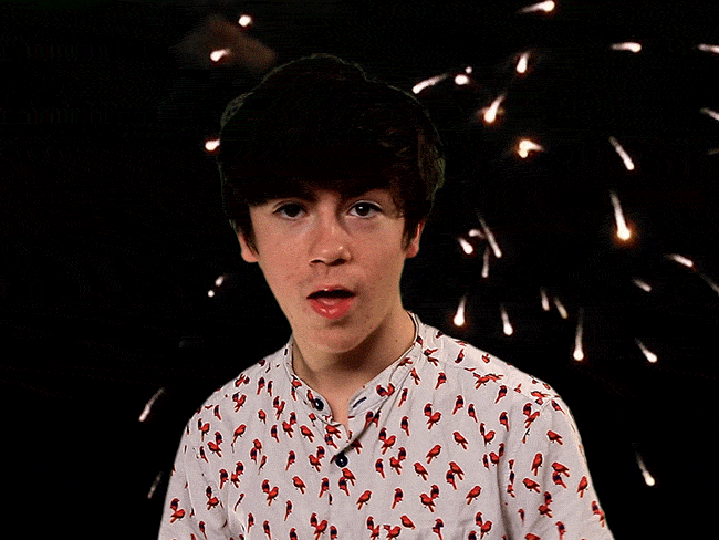 Declan McKenna yes good like wink