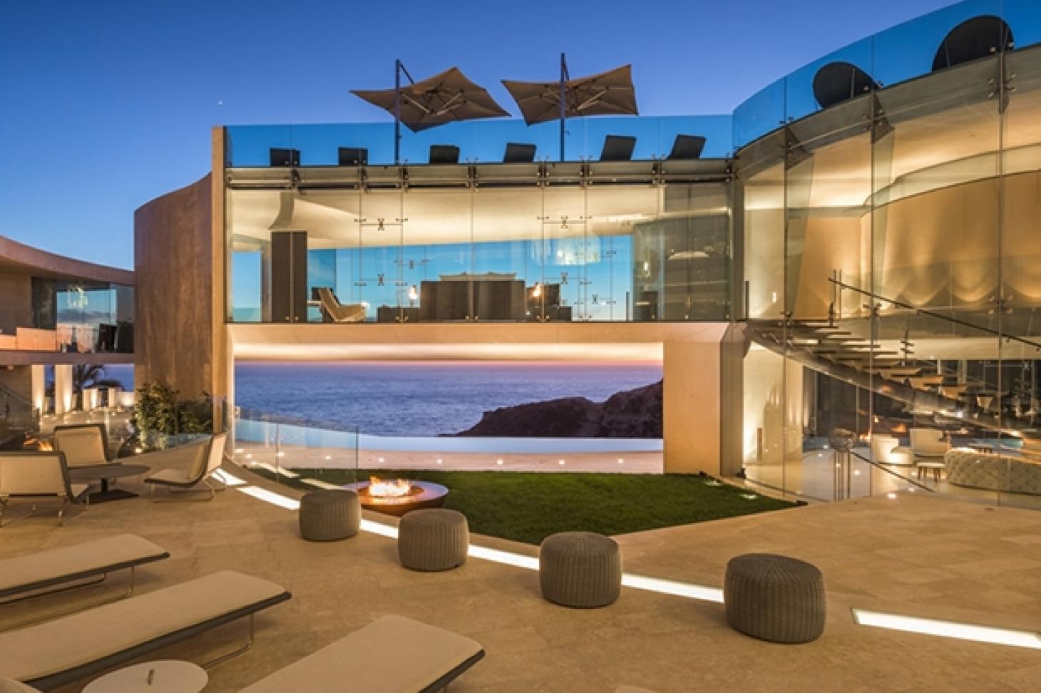 La Razor House