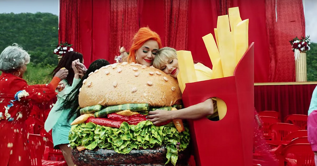 Katy Perry & Taylor Swift