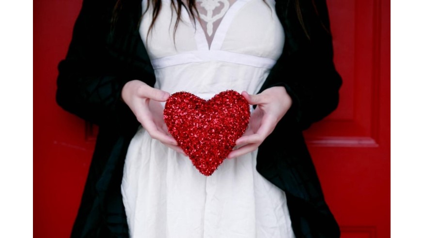 Toujours Ensemble fête la Saint Valentin avec Emilie Cochez, conceptrice de Mam'zelle Oui !