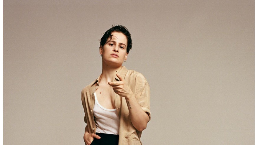 Christine and The Queens : Elle revient sur les rumeurs liées à son identité !