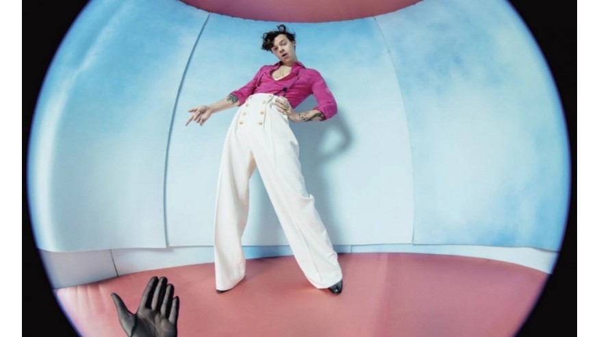 Harry Styles : Fine Line est disponible (et c'est brillant)