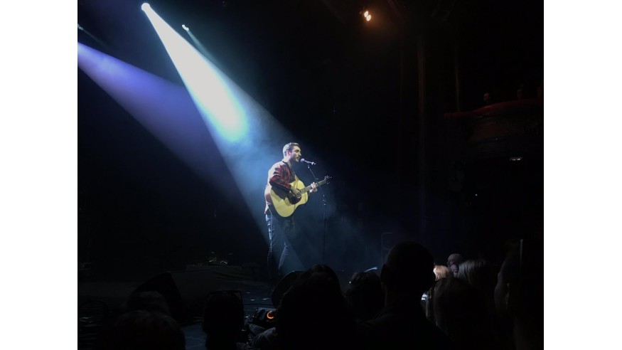 Laurie Darmon et Jérémy Frérot ouvrent le Europe 2 Live Paris by Perrier (REPORT)