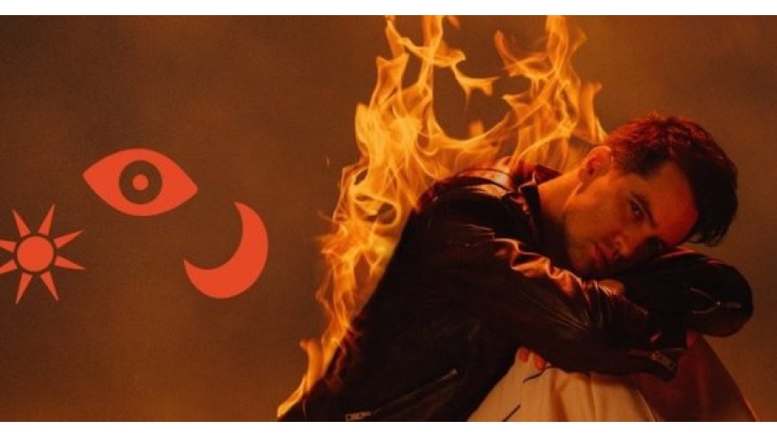 Panic! At The Disco rend hommage à Grease dans le clip de Middle of a Breakup (VIDEO)
