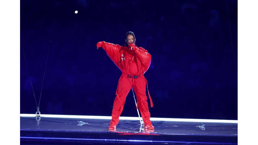 <p>RIhanna bat un nouveau record </p>
